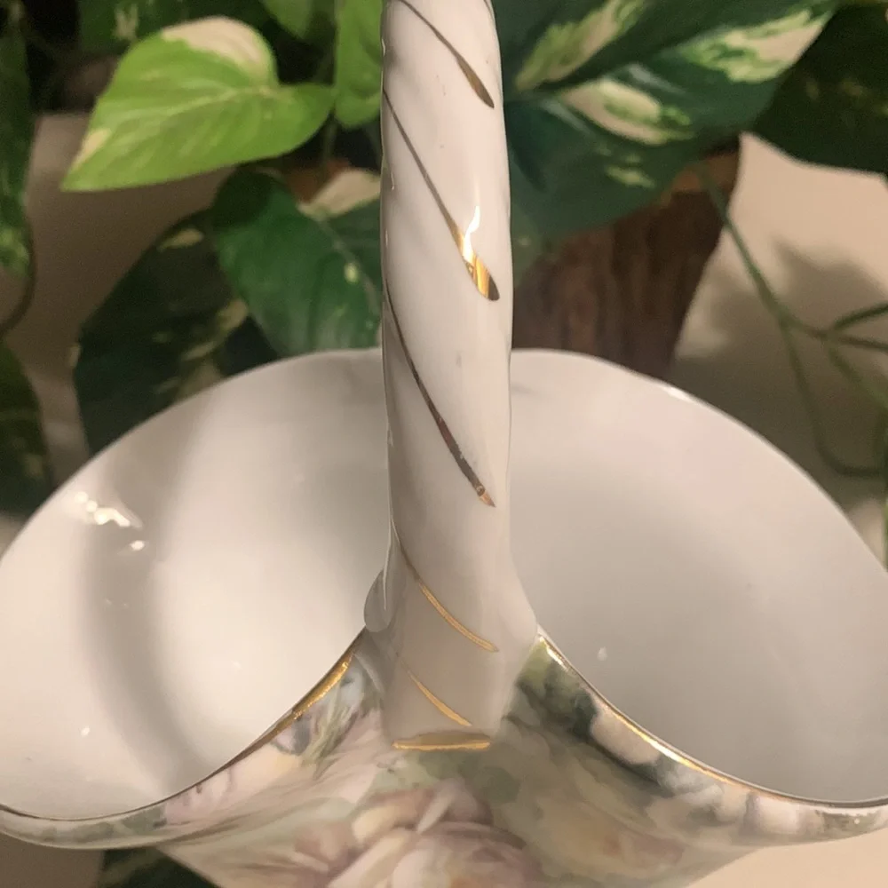 vintage Porcelain Formalities White Rose Vase by Baum